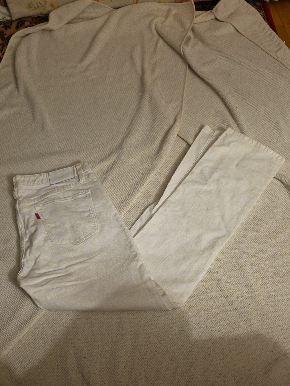 Levi's White Straight-Leg Jeans with Red Tab